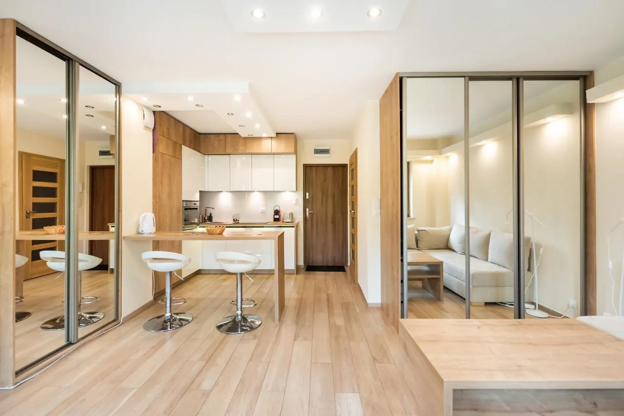 Mokotow Orzycka Beige Studio وارسو